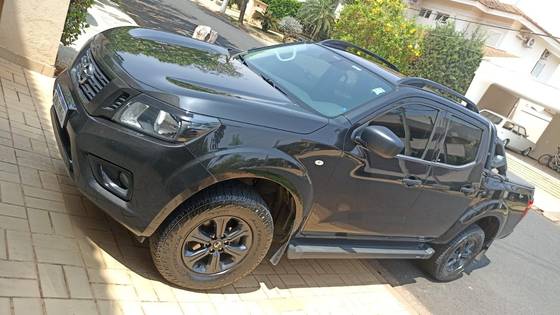 NISSAN FRONTIER 2.3 16V TURBO DIESEL ATTACK CD 4X4 AUTOMÁTICO